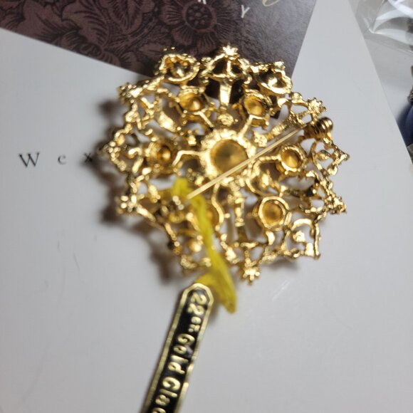 EXQUISITE BROOCH Purple Aurora Borealis Austrian Crystals Vintage 22k gold clad - Picture 3 of 4